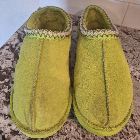 Ugg Tasman Sheepskin Slippers Green Men's Size 12 - Picture 1 of 8